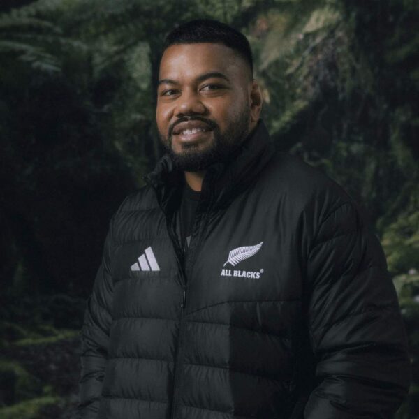 All Blacks Terrex Down Jacket - Image 2