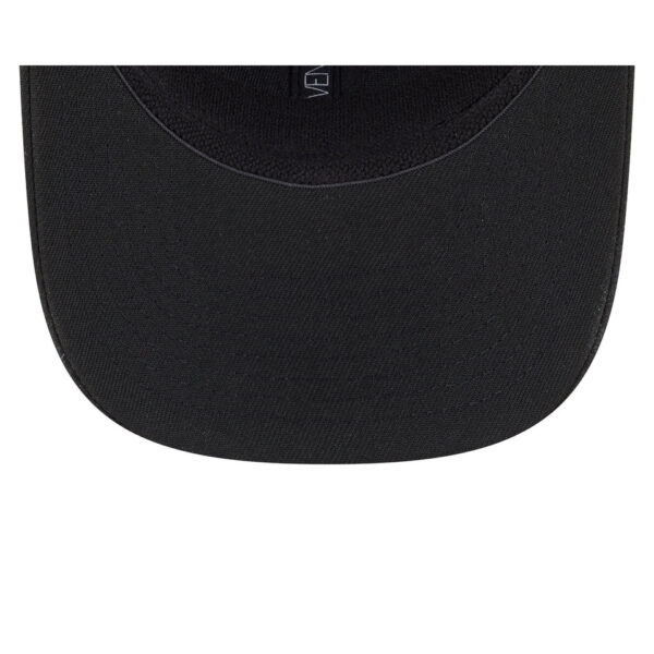 All Blacks New Era 9Seventy Stretch Snap Metallic Silver Cap - Image 4